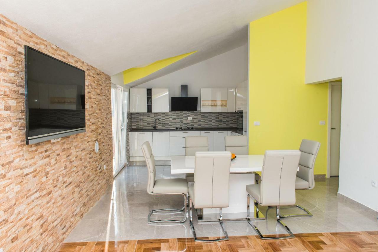 Apartman Franko Apartamento Grebaštica Exterior foto